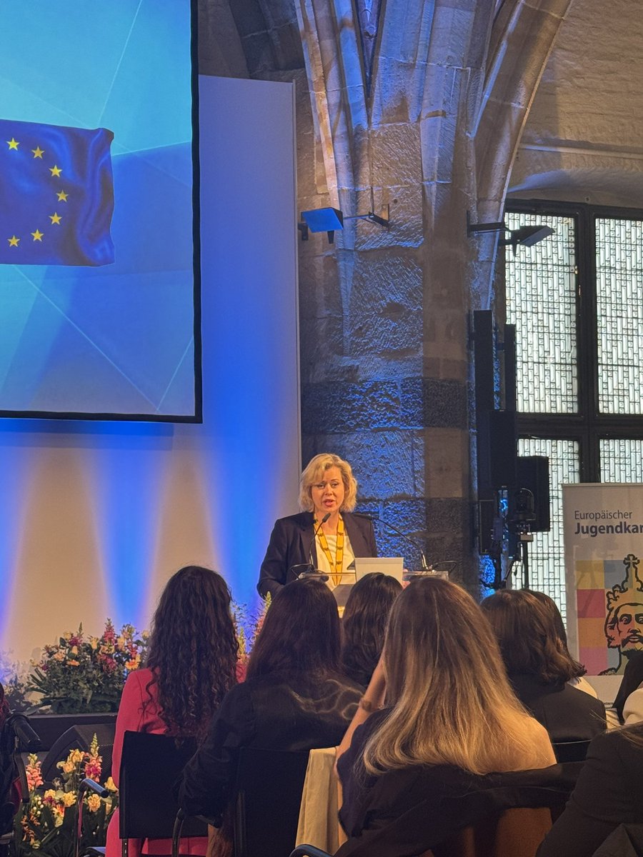 #ECYP2024 Ceremony “If you would like to be happy for your entire life, help others!” @VTsepkalo, Charlamagne Prize Laureate 2022 @belarus_women #YouthmakersHub #EUthVoices