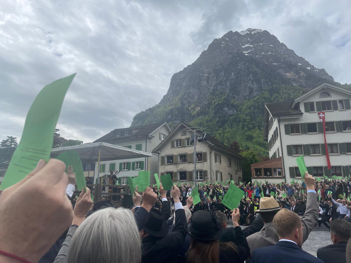 Ambassador Andranik Hovhannisyan attended Landsgemeinde in #Glarus, one of the fascinating expressions of direct democracy conducted since 14th century, where all citizens can discuss and cast vote on legislative and administrative matters in the assmbly on town square.