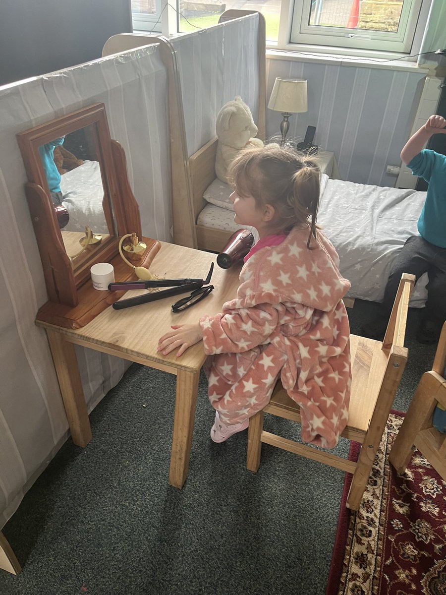 Our home role play area has had a change and is very popular with the Nursery children. We always have a domestic role play in Nursery as it provides lots of opportunities for children to role play their own experiences.