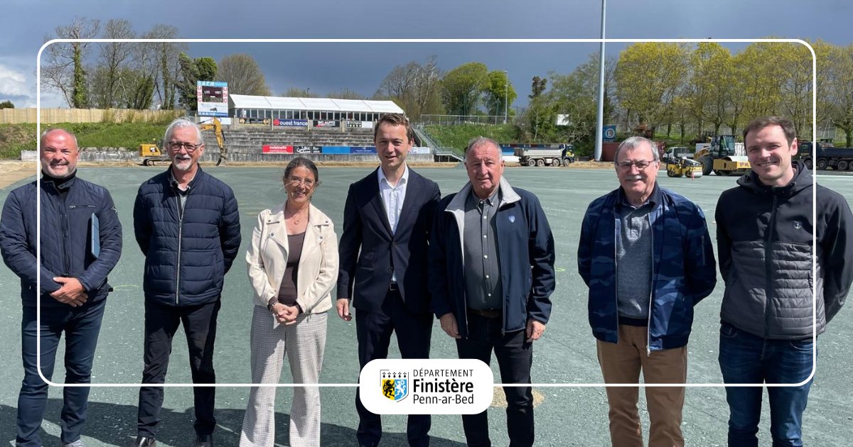 🤝 Le Département investit 600 000€ pour le stade Guy-Piriou de Concarneau. ⚽ Le Président @MaeldeCalan était aux côtés de Jacques Piriou, président de l’ @USConcarneau, pour réaffirmer le soutien du Département à la modernisation du stade, facteur d’attractivité et de…