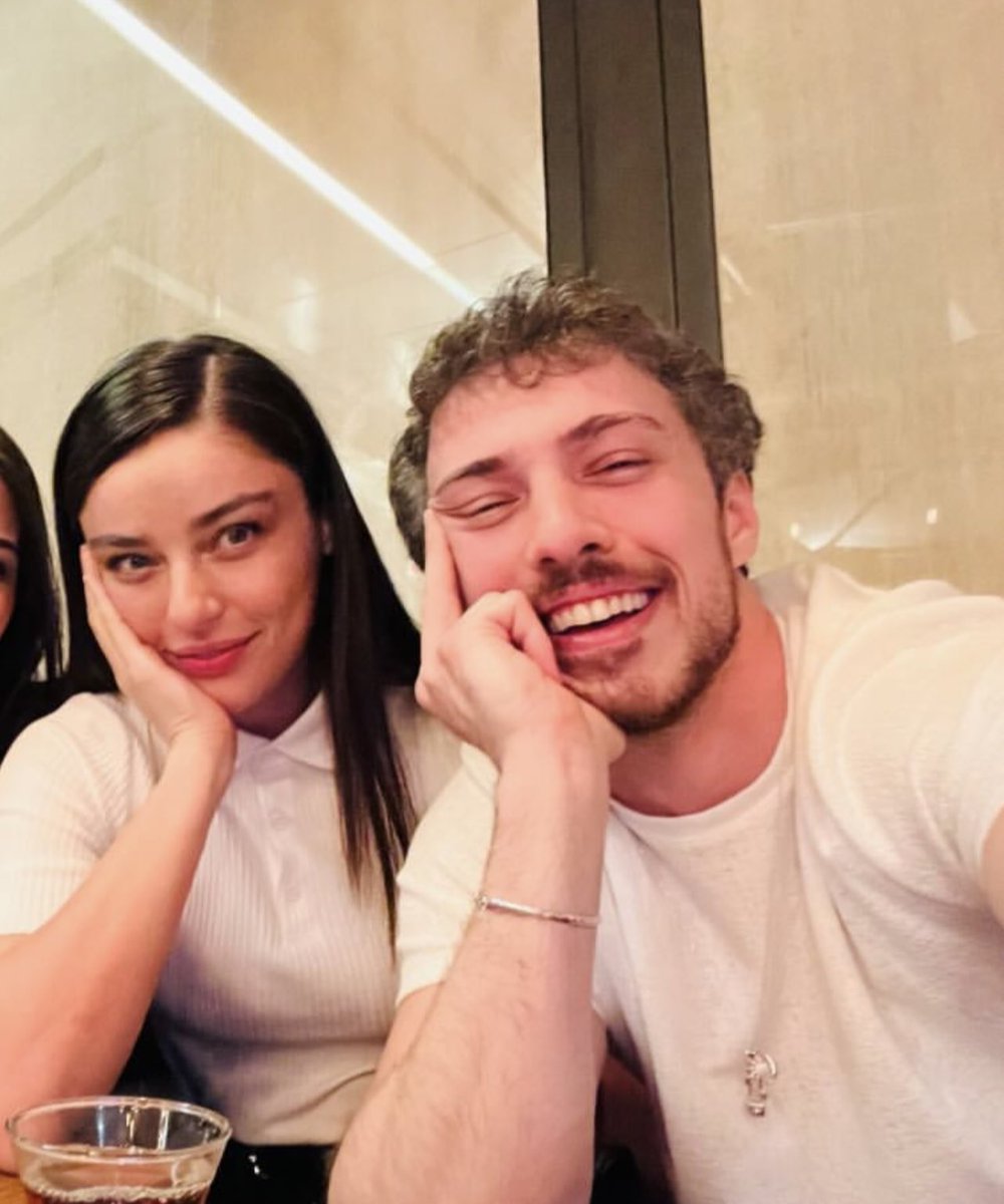 𝐀𝐥𝐄𝐬 tweet media