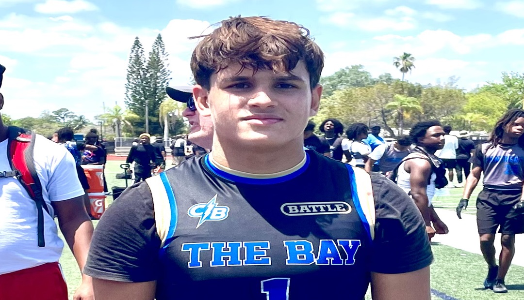 Weston Cypress Bay Building Off 2023 Season. larryblustein.com/news/cypress-b… @DanLaForestFB @CypressBay @TeamCypressBay @CoachHood88 @CBH_Football @eain_hersh @EliCollin1 @SushanthMortala