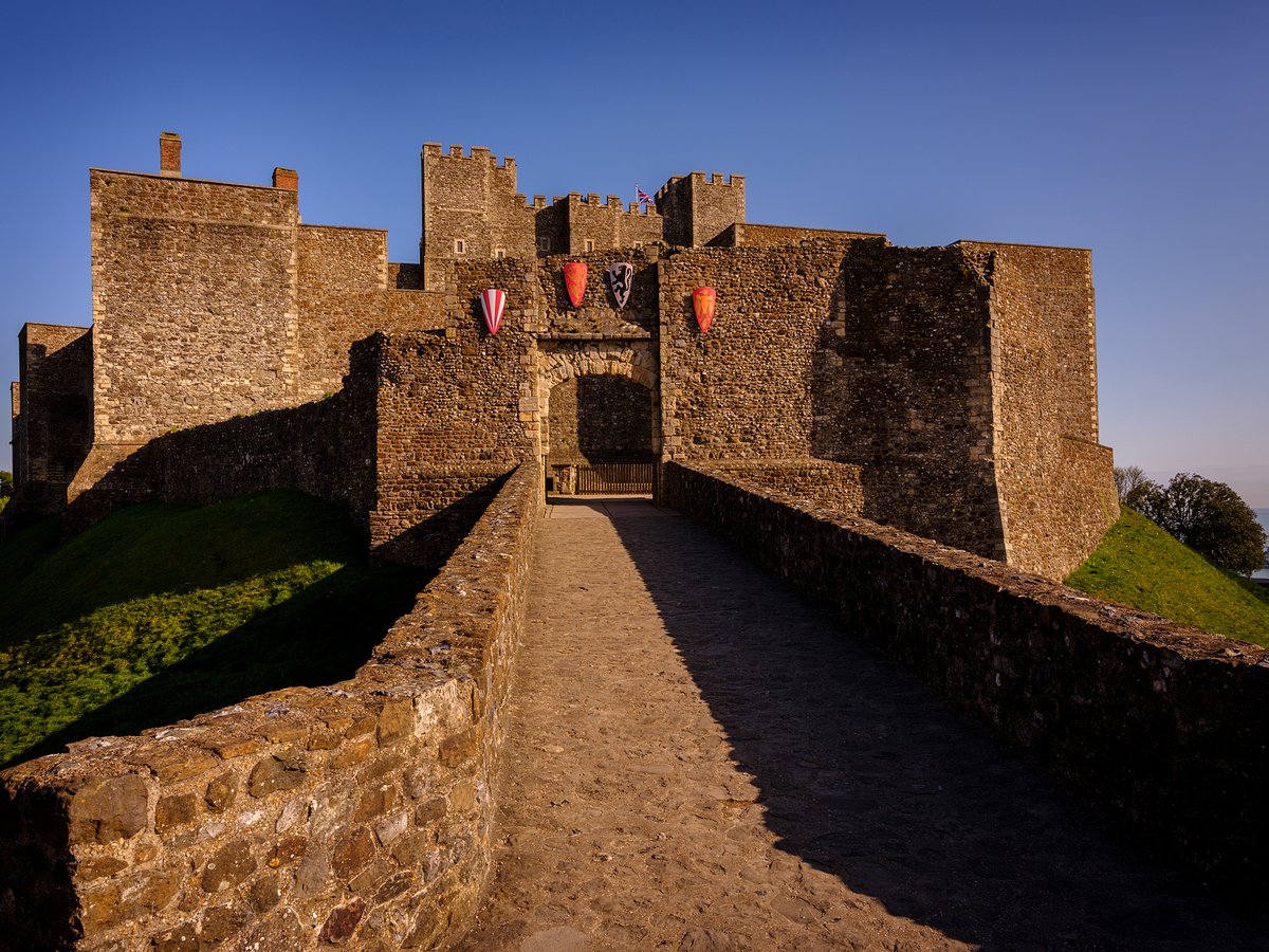 You might think you know Kent and its iconic attractions...think again. Here are the new tours and exclusive experiences to let you see the county like never before 🏰 bit.ly/3wisGgX 📸: @EHdovercastle