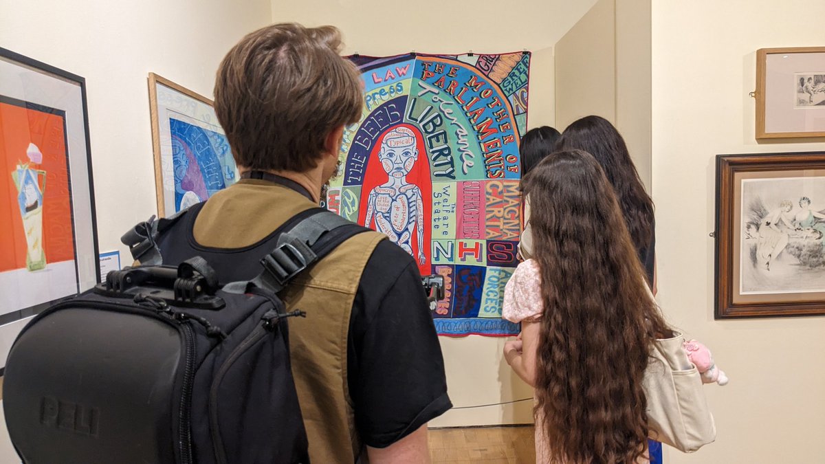 We're also showcasing how art galleries such as @The_Beaney enable students to build skills in a variety of roles. 🎨 Our Higher Education courses will give you a broad range of experiences such as becoming a Gallery Curator for a day. 🖼️ Learn more: canterburycollege.ac.uk/study-with-us/…