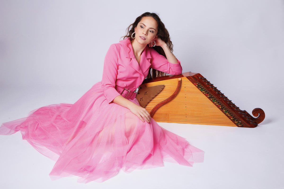 Be our guest to our Lunchtime Kanklės Concert ft. Emilija Karaliute. 🎶 Kanklės performer, Emilija Karaliute, presents a varied programme on the Lithuanian zither! 📍Westminster Music Library 📆 TOMORROW Wednesday 8th May 2024 🕧 12:30pm to 1:15pm 🔗 eventbrite.co.uk/e/lunchtime-ka…