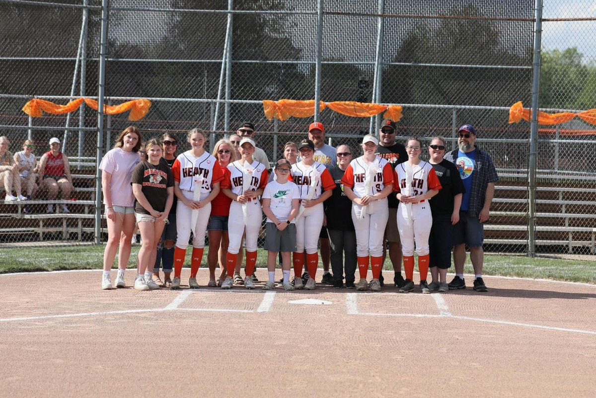 Heath Bulldogs AD tweet media