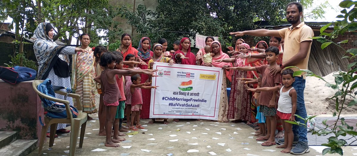 People of Uttar Dinajpur are working together to #EndChildMarriage. Together, let's make a pledge to safeguard our kids and create a #ChildMarriageFreeIndia. #CAMPAIGNS_SV  @SHAKTIVAHINI @BalVivahSeAzadi