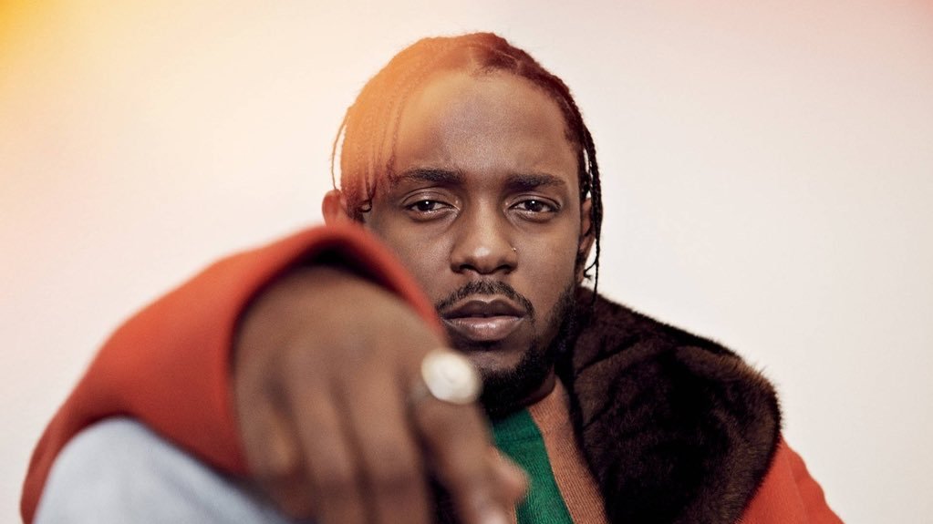 Kendrick Lamar now holds the biggest streaming day EVER for a rap song in the US with 'Not Like Us' (6.6m) 🔥🏆 It breaks the record that Drake has held since 2017.