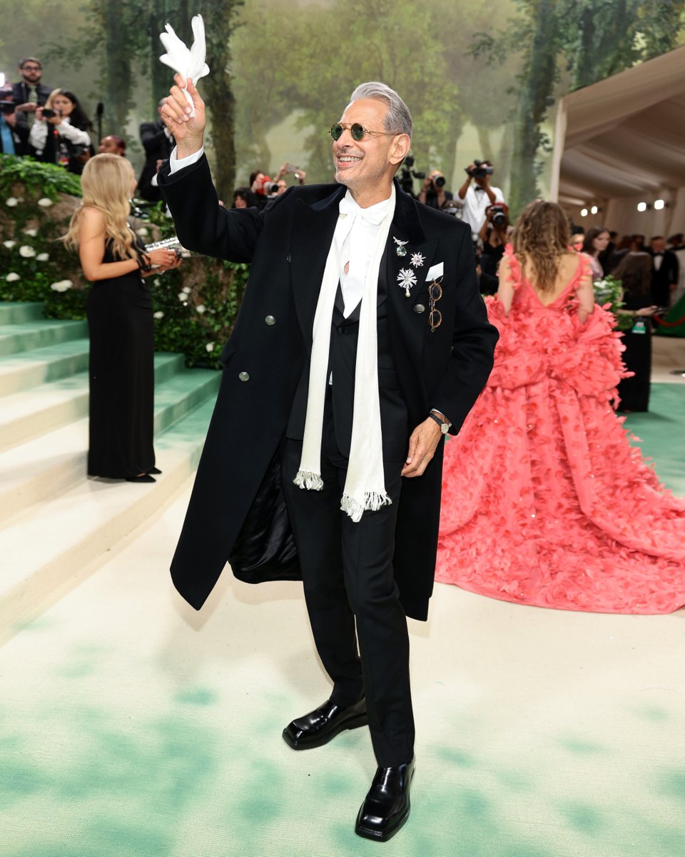 Ever the effervescent dresser, Jeff Goldblum outdid himself at the #MetGala with the addition of 2024's hottest accessory: brooches. See all of the best-dressed men: britishgq.visitlink.me/hRQQTK