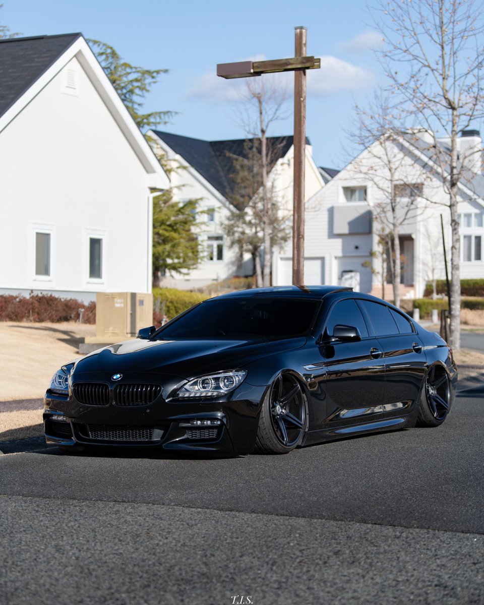 9729K's tweet photo. BMW売ります🙋‍♂️
200万円！！

車検 今年11月
走行距離 約8.9万キロ

エアサス Airforce
ホイール artform10.5＋35通し
ECU書き換え
その他気になる事あればDMお願いします！！

#車売ります https://t.co/aUEImhQfli