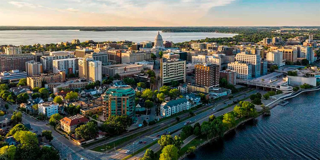 The Manitowoc Common Council in Wisconsin has approved spending about $70,000 to install kiosks promoting city tourism. #Wisconsin #kiosk #tourismkiosk Read more: bit.ly/3UycXCo