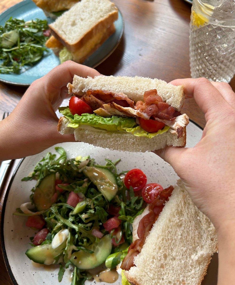 Delicious 😋 Chicken BLT sandwich served at the Spread Eagle !!!