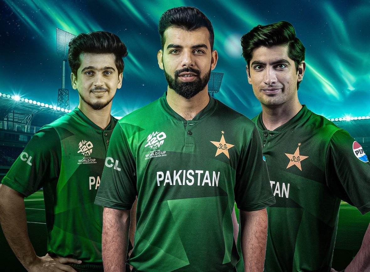 Rate our new kit out of 10. #PakistanZindabad