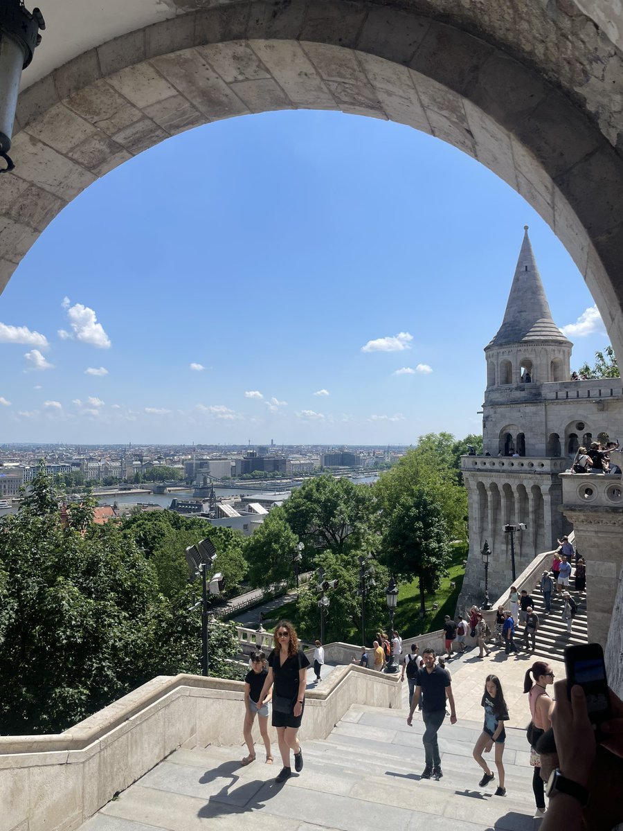 Just returned from the most gorgeous weekend in Budapest 🇭🇺 it’s always been on my bucket list to explore; the architecture lived up to all my expectations. Here’s a snippet of what we managed to fit in our 72 hour break 🌍 I highly recommend everyone to go there and explore!