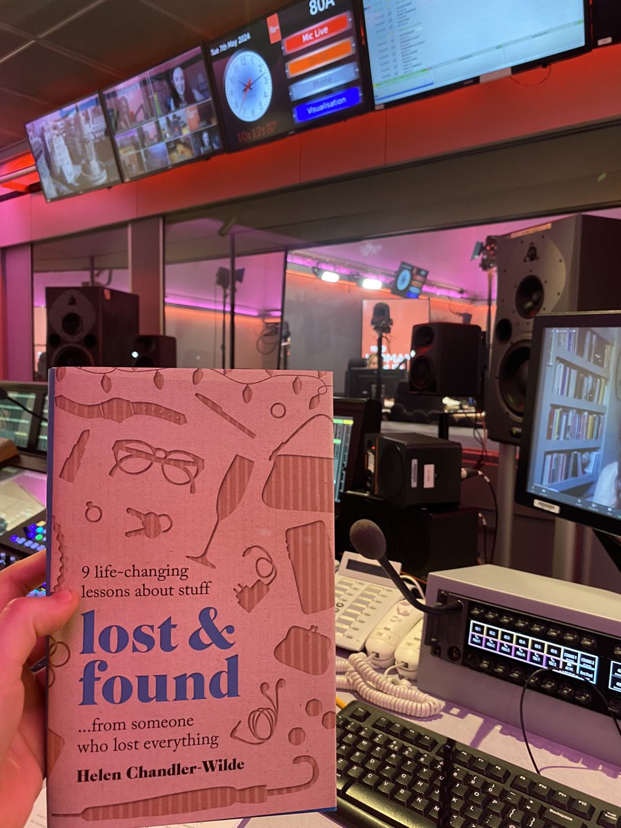 h_chandlerwilde's tweet image. Thank you to @BBCWomansHour for having me on this morning to talk about Lost & Found & to @HayleyHassall for the delightful interview ✨✨
surreal to be on a programme I’ve listened to thousands of times & a true career highlight!
Rewind on BBC Sounds from 10.14am
