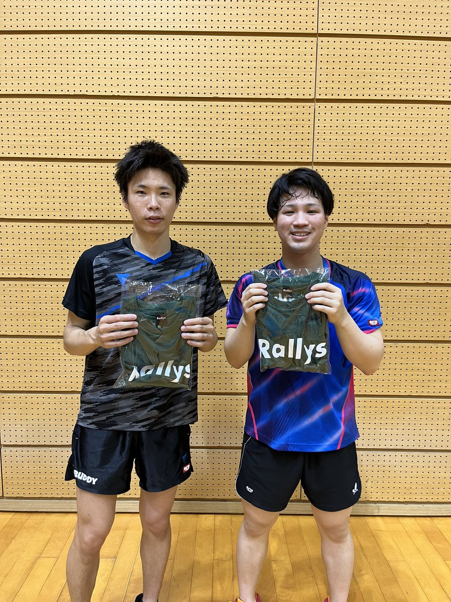 Rallys_pingpong's tweet photo. ラリーズカップ in サイデン化学アリーナにご参加頂いた皆さま、ありがとうございました！

結果は以下の通りです。

■上位トーナメント
1位: BUDDY
2位: TUOB
3位: 上智大学A
3位: NTTC A

■下位トーナメント
1位: 学芸大学A
2位: ZIZO倶楽部

またのご参加をお待ちしております！ https://t.co/JdCwsqEHqj
