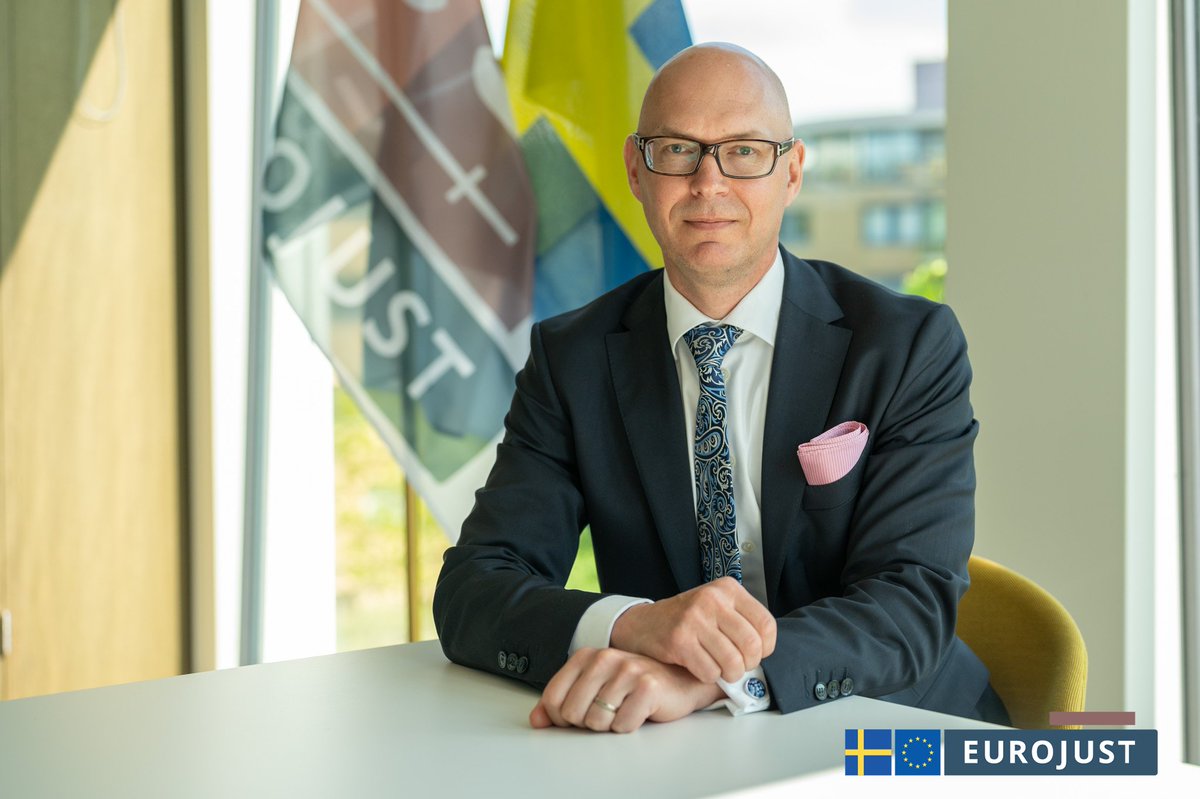 🇸🇪 Happy to announce the appointment of #TeamEurojust's new National Member for Sweden! ⚖️ Mr Erik Fågelsbo has long-standing experience in international judicial cooperation, including as the former Deputy National Member. Read more 👉 eurojust.europa.eu/news/mr-erik-f…