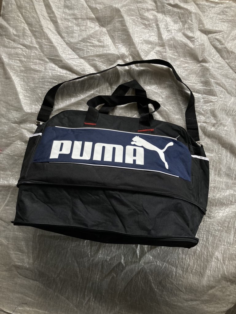 PUMA DUFFLE BAG 
🏷️¢150 

Send a Dm ⚔️