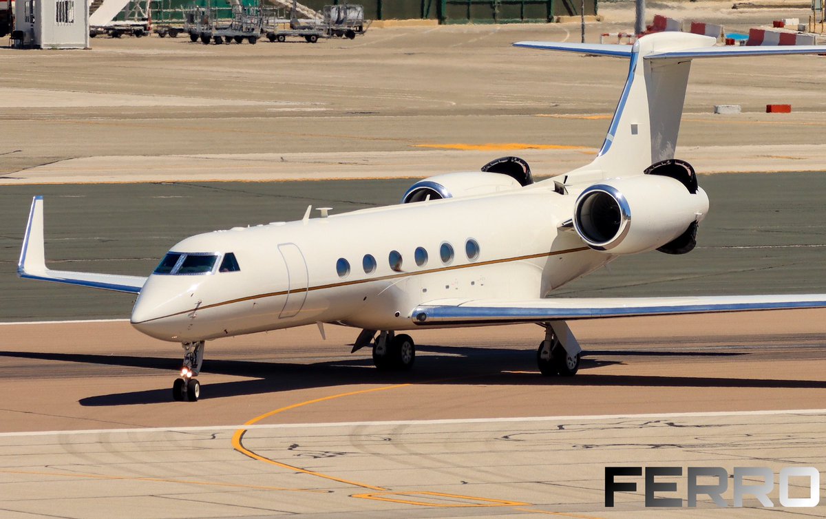 USAF Gulfstream C-37A (01-0030) arriving this early afternoon into Gibraltar Airport/LXGB📸✈️

#usaf #usairforce #gulfstream #aviation #plane #planespotting #gibraltar #haveglass #avgeek #avgeeks #bizjet @RAF_Gib @usairforce @HQUSAFEAFAF @GulfstreamAero