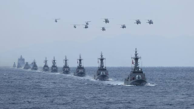 #Turkey is launching large-scale military exercises.

They will be held in the Black, Marmara, Aegean and Mediterranean Seas.

In particular, 100 ships, 8 submarines, 39 aircraft, 16 helicopters and 28 drones will take part in the exercises. 

WW3INFO