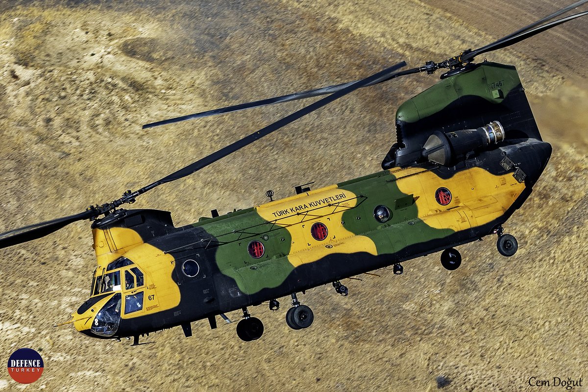 CH-47F Chinook, kendisi ağır ama manevrası kıvrak bir helikopter.
#KaraHavacılık @DefenceTurkey