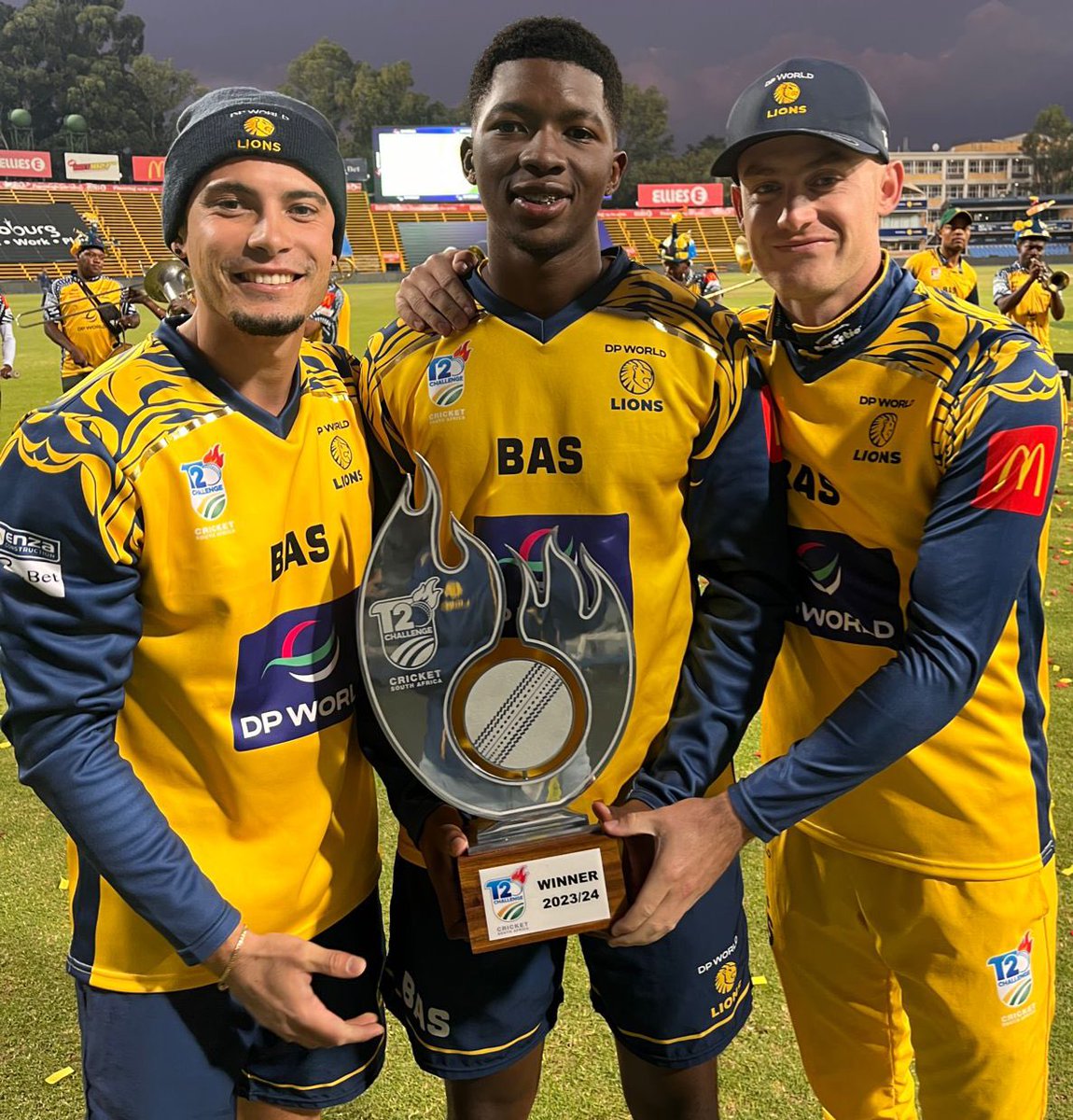 This Trio. 🔥

#WozaNawe #BePartOfIt
#LionsCricket #ThePrideOfJozi