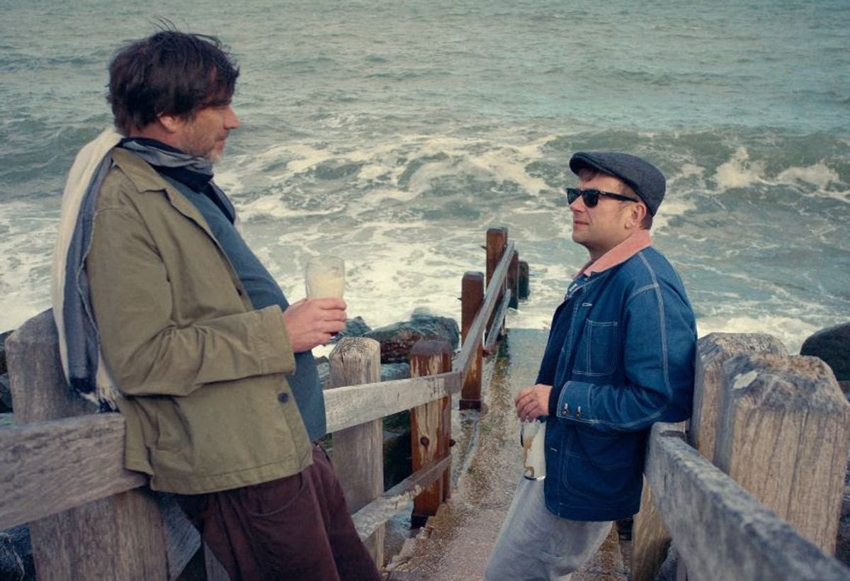 Blur announce forthcoming documentary, blur: To The End, captured during the period in which they made a return with their first record in eight years, The Ballad of Darren buff.ly/4bsmfGO
