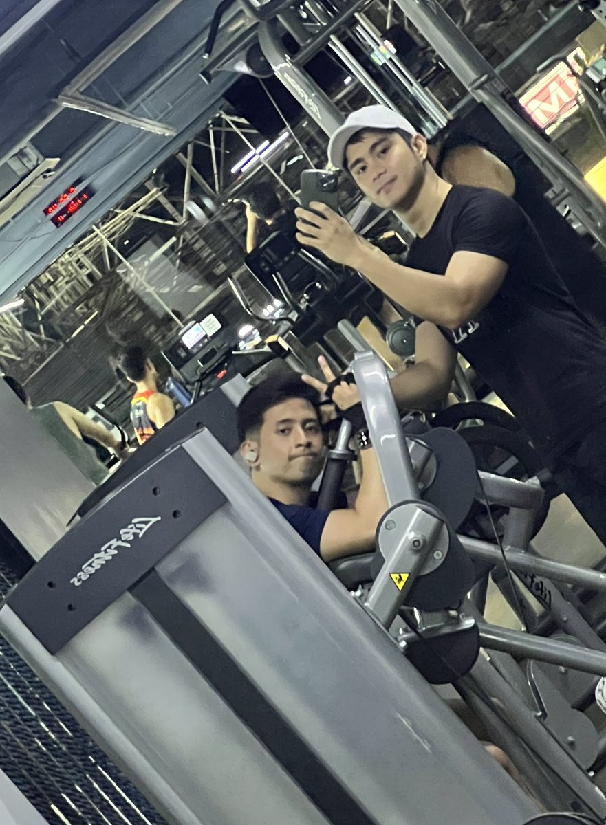 Monthsary gym date