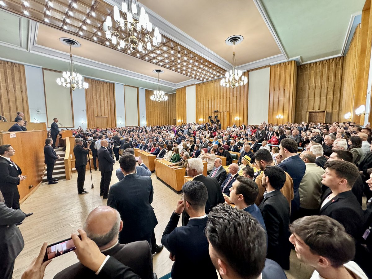 📌 Partimizin TBMM Grup Toplantısı'ndayız. Genel Başkanımız Sn. Özgür Özel gündeme ilişkin değerlendirmelerde bulunuyor. @herkesicinCHP @TBMMresmi