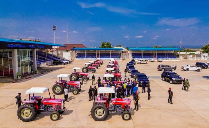 🚨BREAKING Governor Usman Ododo Purchases High Quality Tractors To Be Deployed To Farmers In Kogi State. ●This Is Aimed At Boosting Agricultural Productivity. Kudos Governor Ododo.
