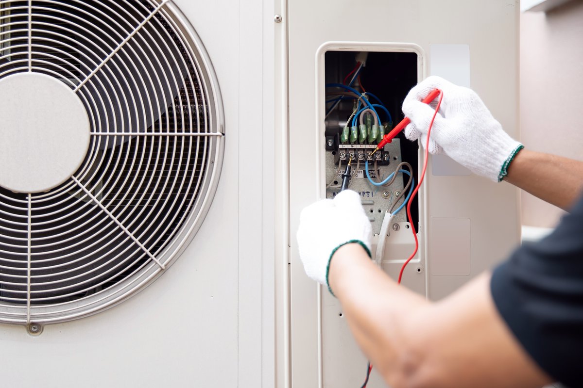 Enright_Info's tweet photo. Did you know…? 🤔

If your commercial HVAC system breaks down, you may be forced to halt business operations until it is repaired.

Investing in regular servicing and maintenance can help reduce the likelihood of unexpected breakdowns.

Read more: https://t.co/A09jr6T19l https://t.co/ntKlF3iR0n