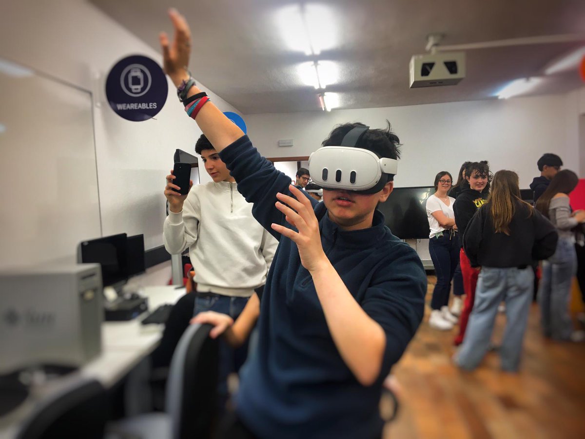 Estudiantes preuniversitarios internacionales visitan las instalaciones de <a href="/esiuclm/">ES. Informática UCLM</a> y <a href="/CaminosUCLM/">🔶 ETSI Caminos UCLM 🔶</a> en el Campus de Ciudad Real de la UCLM en una iniciativa Erasmus+ del IES Maestro Juan de Ávila.
uclm.es/noticias/notic…