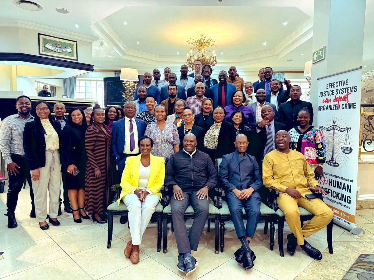 A wonderful two days of going through the SADC Human Trafficking and now Migrant Smuggling  revamped data collection system. This is a collaborative effort by all SADC member states. Thank you RSA 🇿🇦 for hosting us and to the @eu_eeas through the @SammProject for the generosity