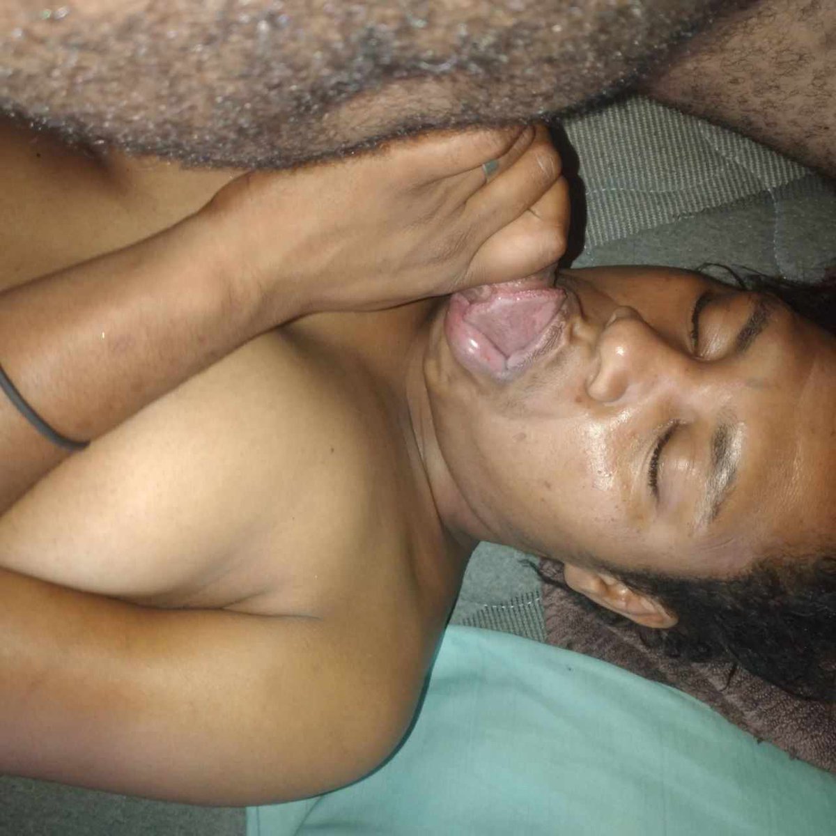 BeverlySadio77's tweet photo. Hangus terbakar https://t.co/Y168E8oowv