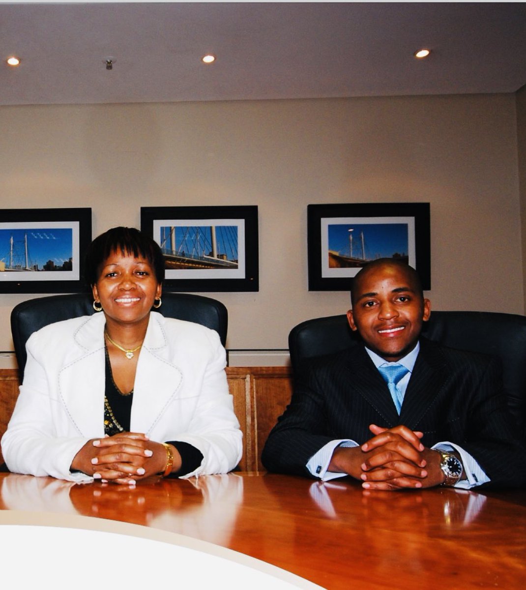 We have BEEN sitting in these boards….but the fit of my suit lord. I was only 22. My mom and business partner sometimes pinching me under the table. On some “Ye wena…o reng?”😭🫣 #HumbleBeginnings