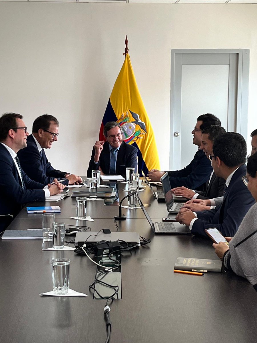 Good meetings in Quito, reviewing @UNIDO cooperation with 🇪🇨: New initiatives were discussed, such as a request for a country programme focusing on #biodiversity, sustainable tourism, agribusiness & #energy - specifically the rehabilitation & modernization of hydropower plants.