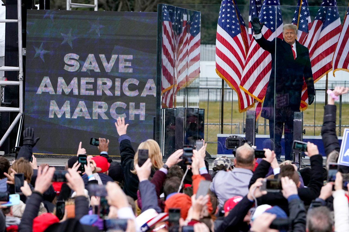 For months Team Trump has raised concerns about Biden out fundraising 45. Our @MabintyQ has the details on how Trump is catching up. Ritzy VP donor retreat rallies Trump effort to catch Biden in fundraising race washingtonexaminer.com/news/campaigns… via @dcexaminer