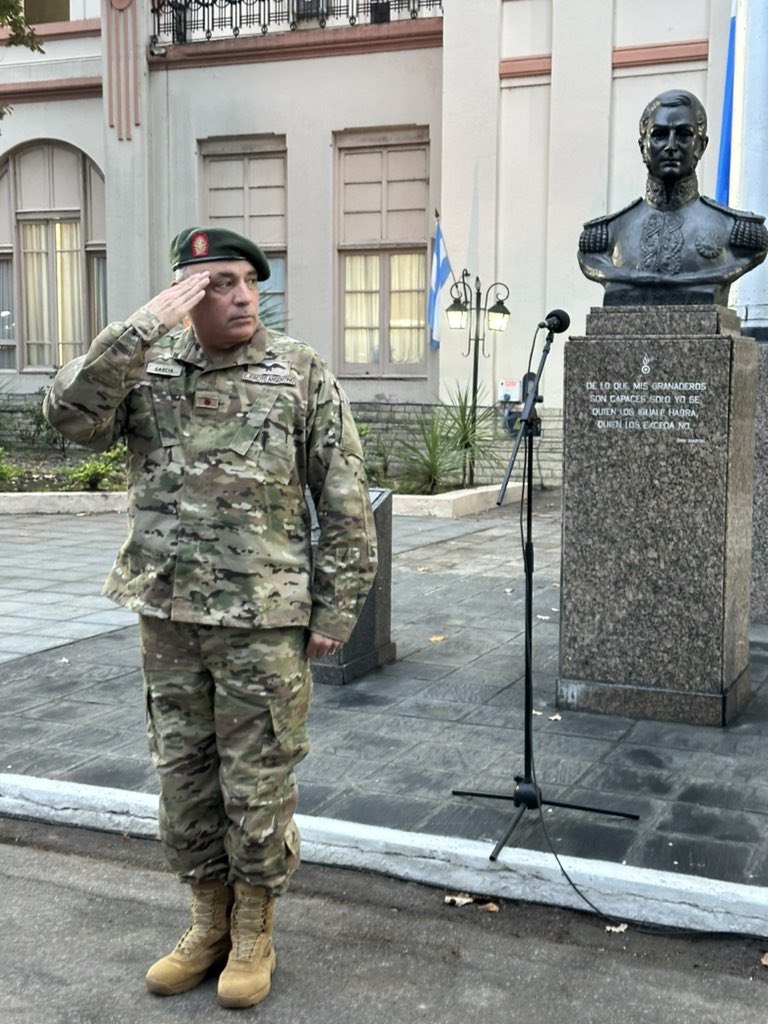 Recibimos la visita e inspección del Comandante de la Guarnición Militar Buenos Aires. 🇦🇷🐴

#Granaderos #Granadero #SomosPatria #HerederosDelLibertador #UnRegimientoConHistoria #SomosHistoriaViva