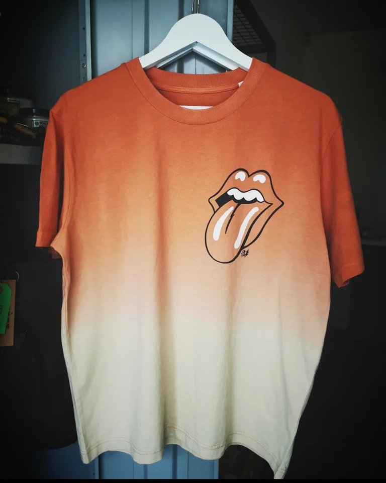 SUMMER VIBES - ROLLING STONES SIZE MEDIUM OR XL - £8 ldtee.bigcartel.com/product/dip-dy…