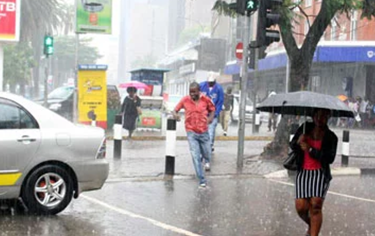Nairobians warned of moderate to heavy rainfall today tinyurl.com/mr255c5e