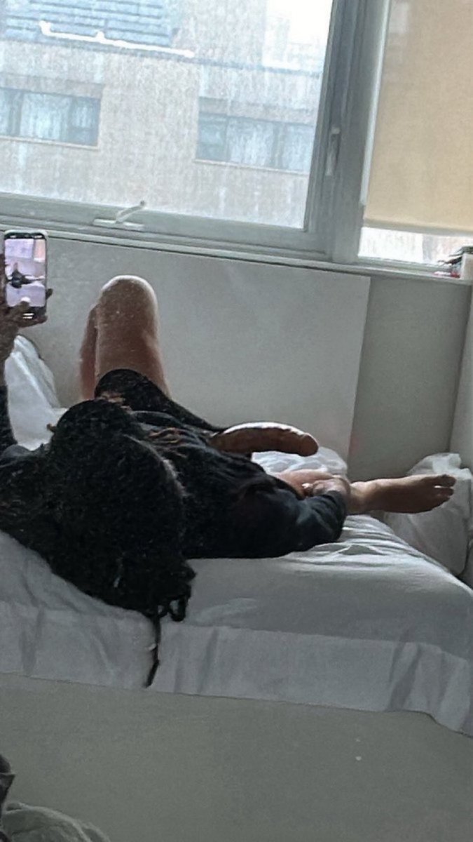 Hotstuff4guys tweet media