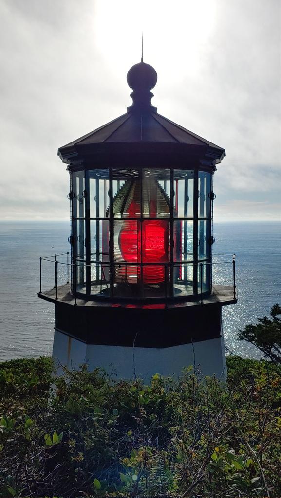 @GSwinbourne #Oregon coast #lighthouse