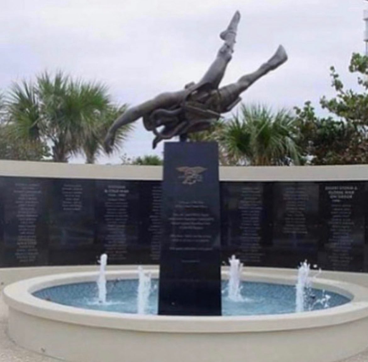 op_hawkeye's tweet photo. 5.7.2009 | Chief Petty Officer Eric Shellenberger πΊπΈ
#OpHawkeyeRemembers #EricShellenberger #UNC #USMC #USNavy #HonorMan #SEALTeamONE #NSWSailoroftheYear
π https://t.co/uTdhViEcdA
π https://t.co/7MIXa1ClDI
π° https://t.co/qnUieJhRHB
π° https://t.co/uK6XDLouV6 https://t.co/wn27tNdC7D