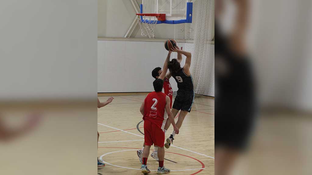 Ebresports (@ebresports1) on Twitter photo 🏀 El CB Amposta es va imposar en el duel de rivalitat després del descans
▶ LA NOTÍCIA: ebresports.cat/el-cb-amposta-…
#CBlaCala <a href="/ajametllamar/">L'Ametlla de Mar</a> <a href="/lacalartv/">La Cala RTV</a> <a href="/adamtomas/">Adam Tomàs i Roiget</a> <a href="/MarcFornos/">Marc Fornos Monllau</a> <a href="/ajamposta/">Ajuntament d'Amposta</a> <a href="/irccid/">Iris Castell Cid</a> <a href="/FCBQ/">FCBQ</a> <a href="/esportcat/">Esports</a> <a href="/JoanBarbera7/">joanbarbera</a> <a href="/RadioAmposta/">Amposta Ràdio</a> <a href="/TomasLitus/">Litus Tomas</a> #Amposta #TerresdelEbre 🏀 El CB Amposta es va imposar en el duel de rivalitat després del descans
▶ LA NOTÍCIA: ebresports.cat/el-cb-amposta-…
#CBlaCala <a href="/ajametllamar/">L'Ametlla de Mar</a> <a href="/lacalartv/">La Cala RTV</a> <a href="/adamtomas/">Adam Tomàs i Roiget</a> <a href="/MarcFornos/">Marc Fornos Monllau</a> <a href="/ajamposta/">Ajuntament d'Amposta</a> <a href="/irccid/">Iris Castell Cid</a> <a href="/FCBQ/">FCBQ</a> <a href="/esportcat/">Esports</a> <a href="/JoanBarbera7/">joanbarbera</a> <a href="/RadioAmposta/">Amposta Ràdio</a> <a href="/TomasLitus/">Litus Tomas</a> #Amposta #TerresdelEbre