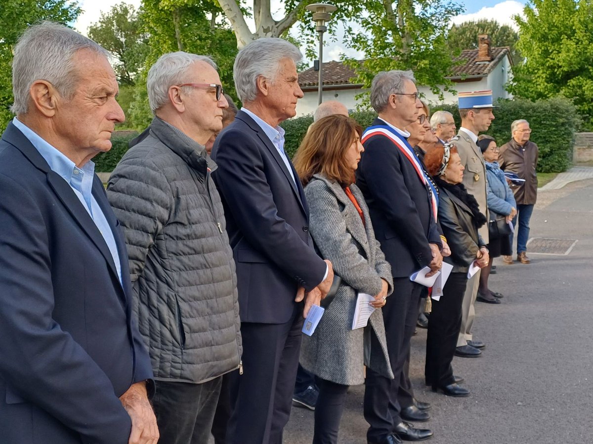 #EnCirconscription🔵⚪️🔴#8mai1945 Je suis présente à Pin-Balma, aux côtés de M. le Maire, Gil Bezerra 🤝Le #8mai marque la fin de la Seconde Guerre mondiale en Europe, un moment de libération et de renouveau pour des millions de personnes en🇫🇷et à travers le monde. Nous…