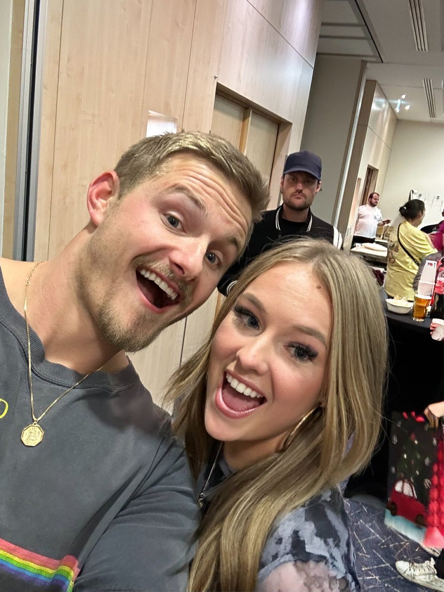 happy birthday to the sweet and talented @alexanderludwig 🥰🥰🥰