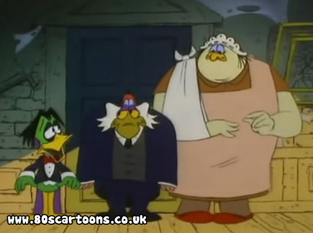 Whenever I see something that appears temporary but is in fact permanent I always think of Nanny from Count Duckula, who AFAIK was shown with a broken arm/wing for the lifetime of the show, without any explanation. Very excited this isn't a Nanny situation