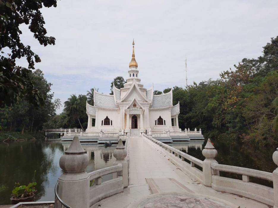 BDG feature: Buddhism in Thailand: From Old Siam to the Present Day

Read here: tinyurl.com/yba2ff85

#buddhism #thailand #theravada #mahayana #buddhisthistory #history