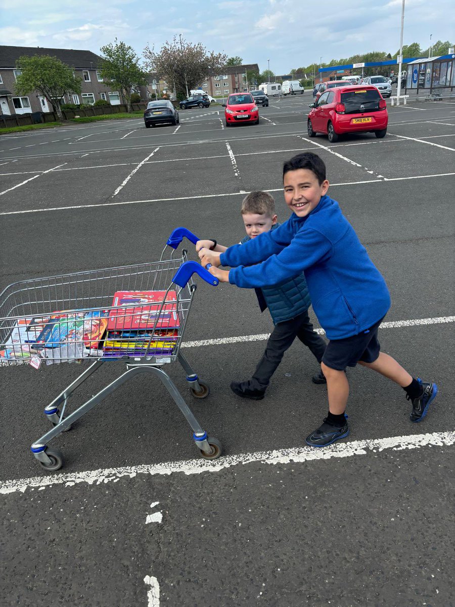 Thank you to Bill @Tesco for gifting us with some additional reading material! Our Achieving Citizens are looking forward to distributing these across our class libraries. 📚📖✨ #ReadingSchools