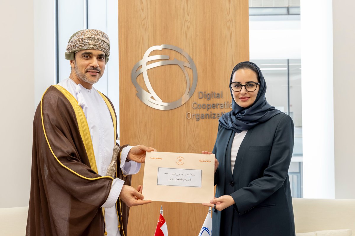 Pleased to receive the credential of HH Sayyid Faisal bin Turki Al Said as the first Permanent Representative of the Sultanate of Oman to the DCO.  @DCOrg is committed to supporting Oman 🇴🇲 in its vision to build a thriving digital society with #DigitalProsperity4All where the…
